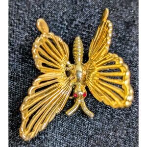 Vintage Gold Tone Butterfly W/ Spring Fluttering Wings & Red Crystal Eyes Brooch